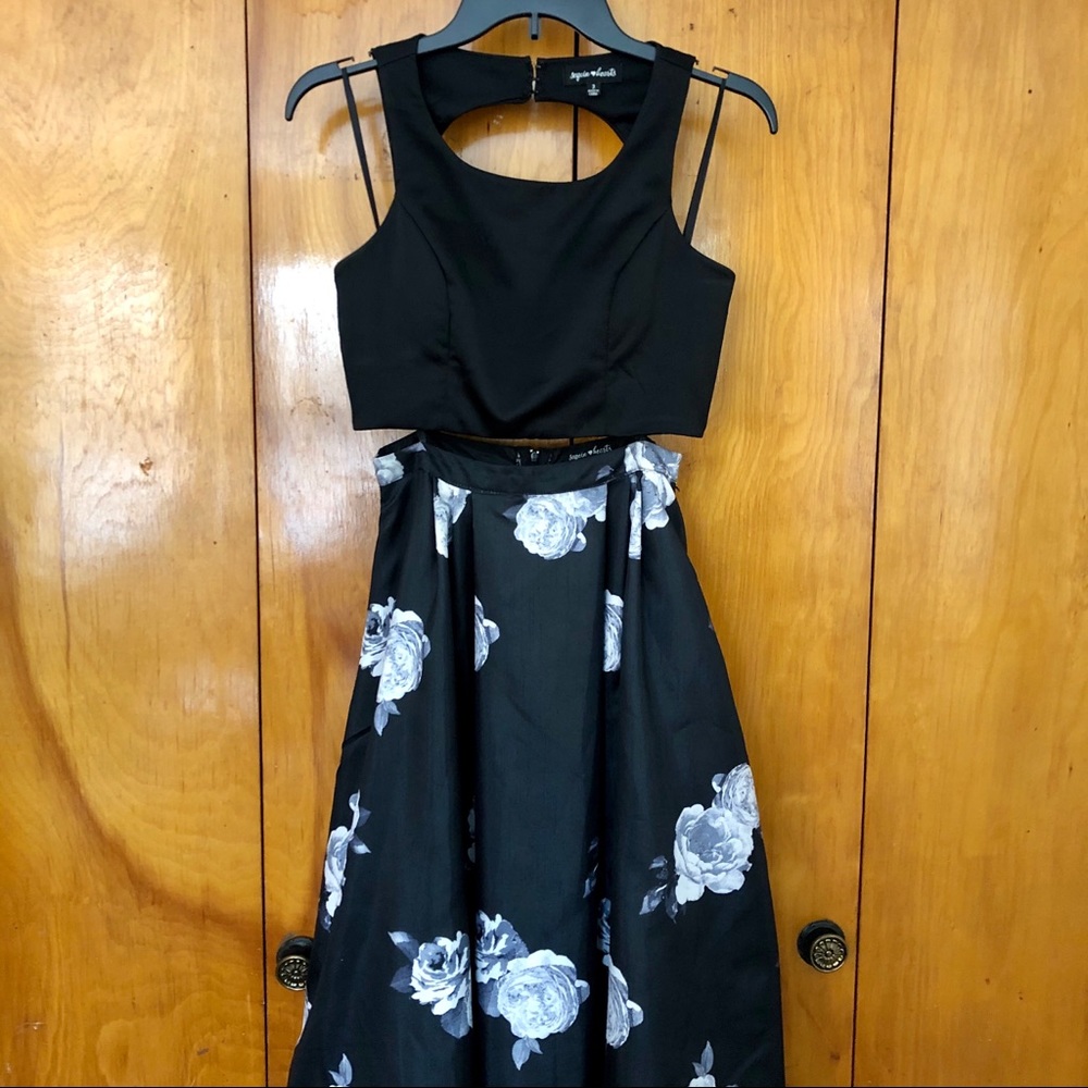 SEQUIN HEARTS PROM DRESS.